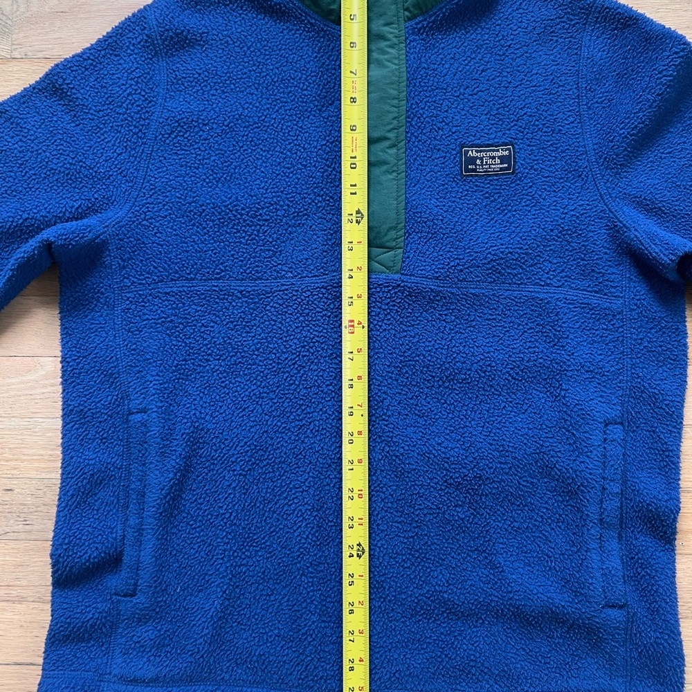 Abercrombie & Fitch Blue and Green Fleece Pullover - Picture 5 of 6